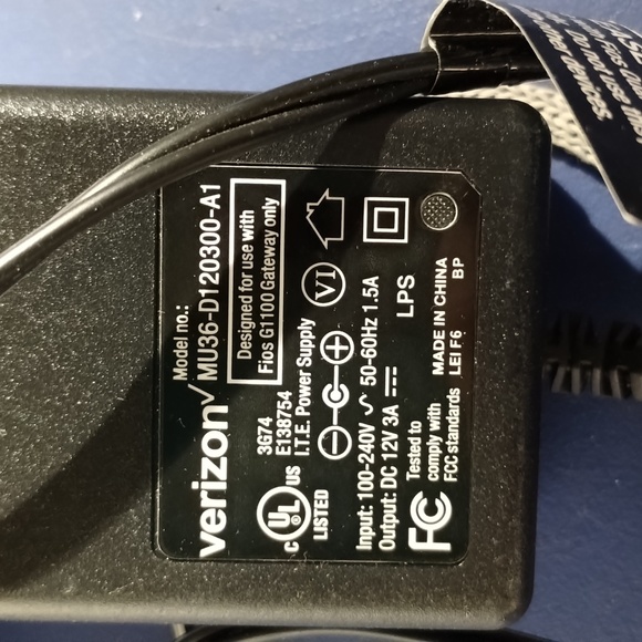 Verizon FiOS G1100 WAN Gigabyte Router pre-owned - Picture 2 of 8